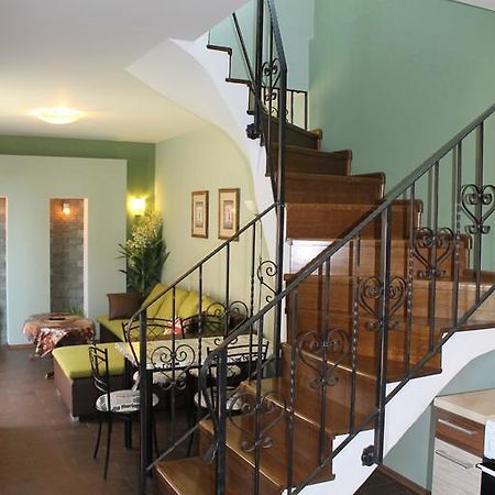 Apartmany Pri Auparku Piest'any Exterior foto